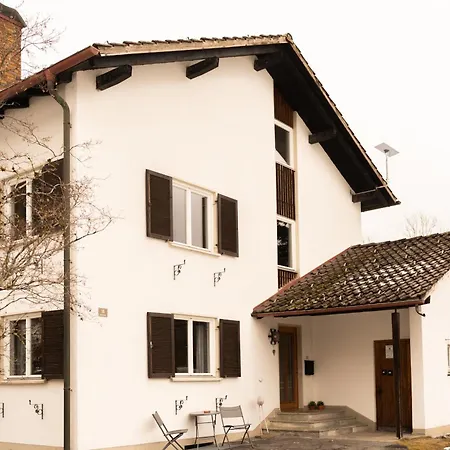 Apartment Homy Montavista - 300m Zur Golmerbahn *