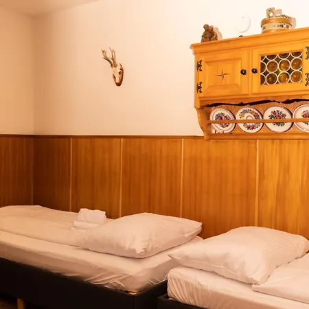 Homy Montavista - 300m Zur Golmerbahn Apartment *