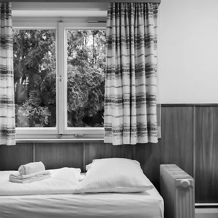 Apartment Homy Montavista - 300m Zur Golmerbahn